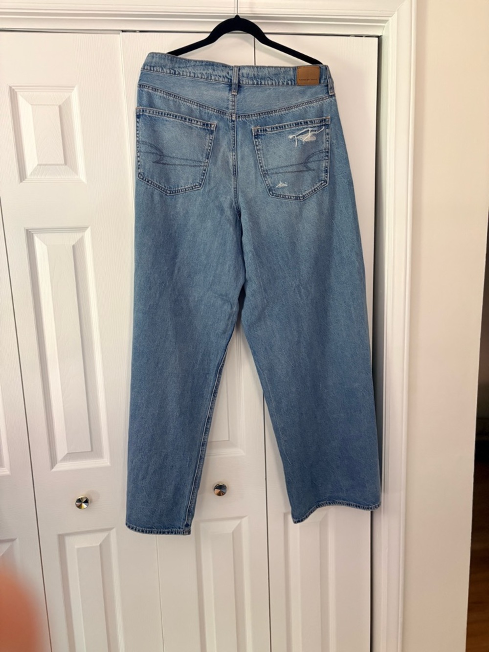 American Eagle Outfitters Strigid Super High-Waisted Ultra Wide-Leg Jean - Picture 7 of 7